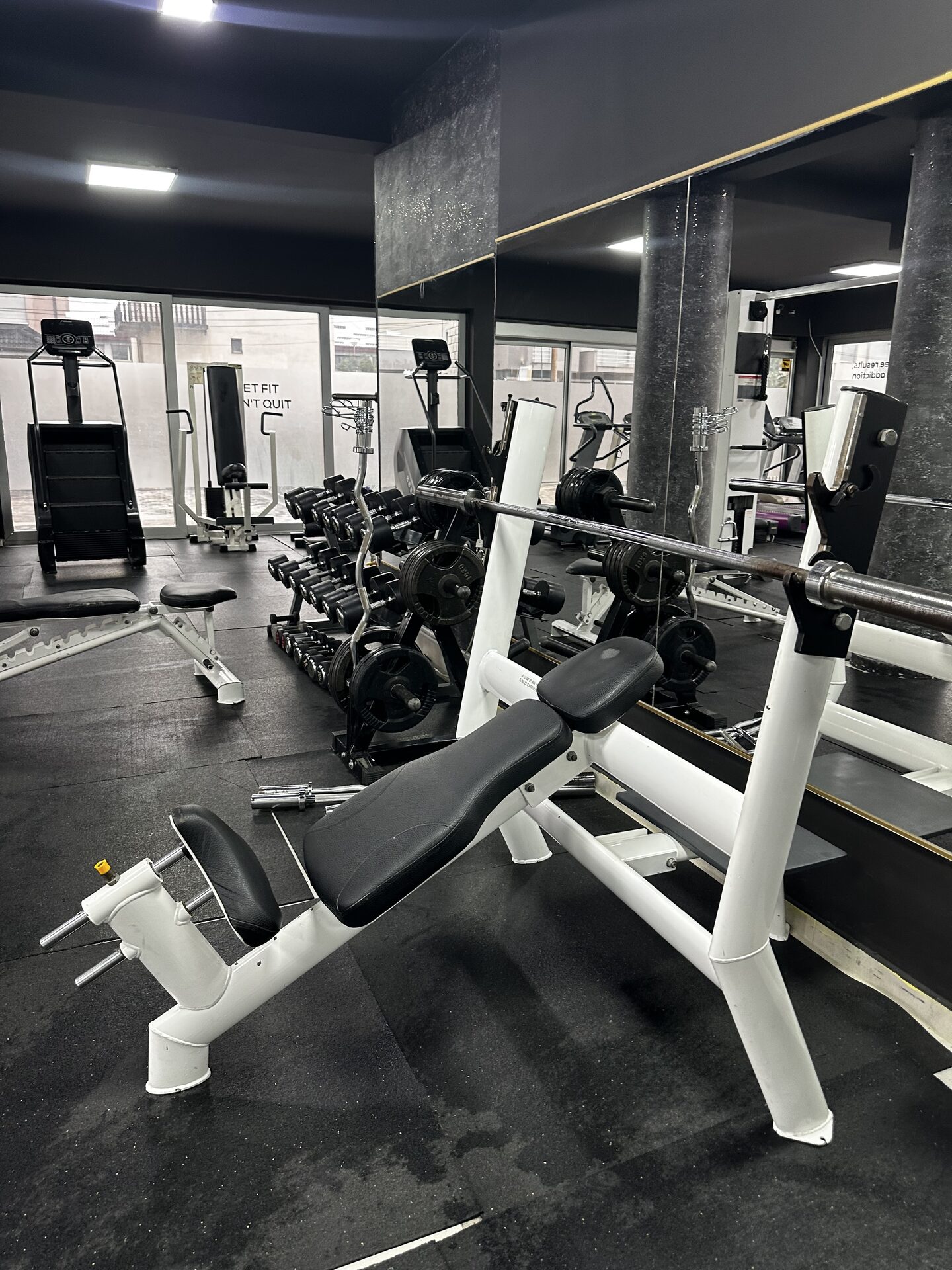 Leg machines at Lake Fit